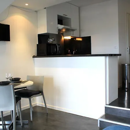 Mini Duplex Vue Exposition Sud דירה *